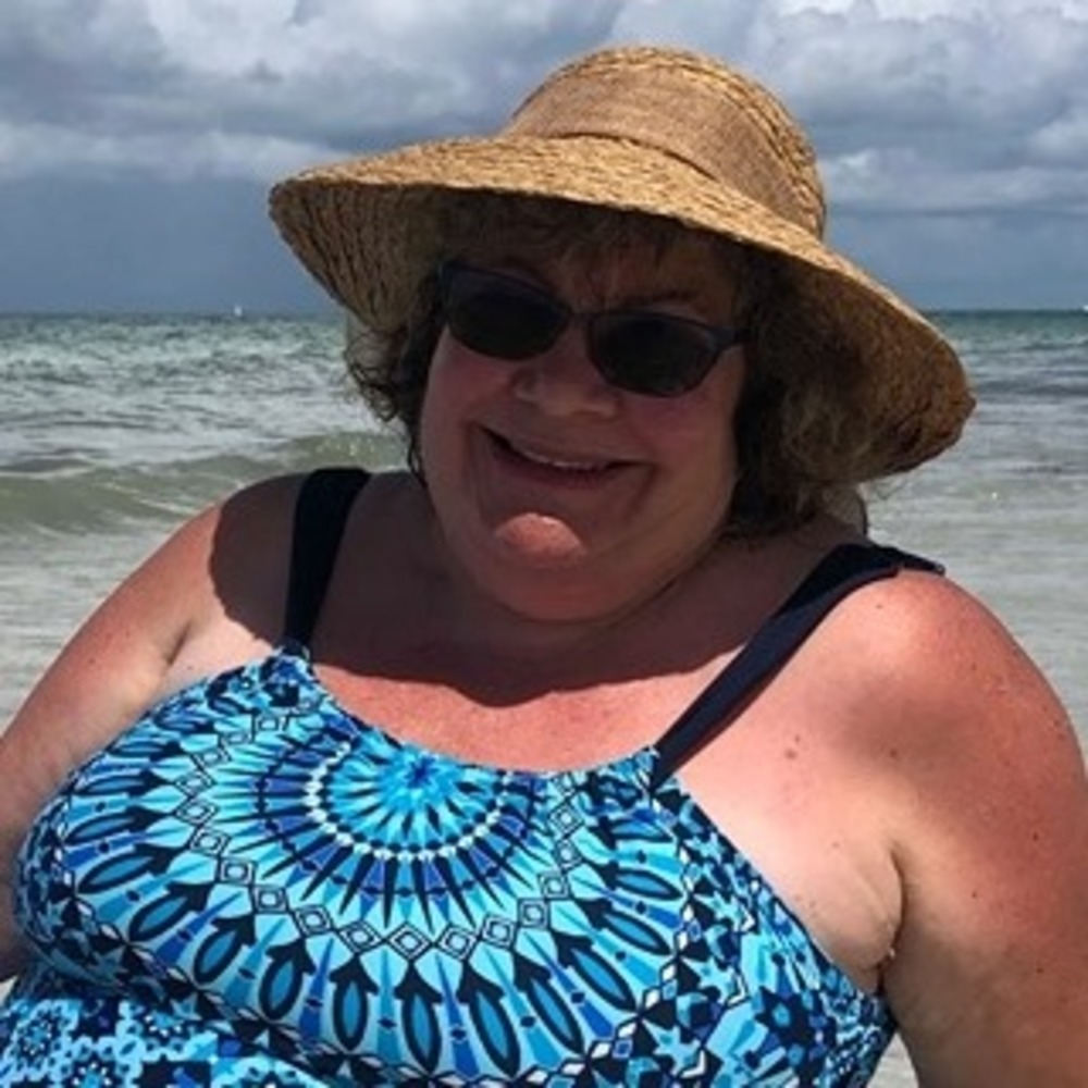 Meet your Posher, Dana